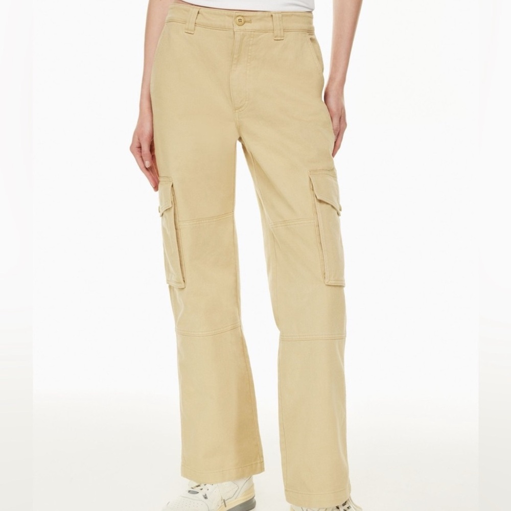 Aritzia Women's Tan Straight Leg Cargo Pants
